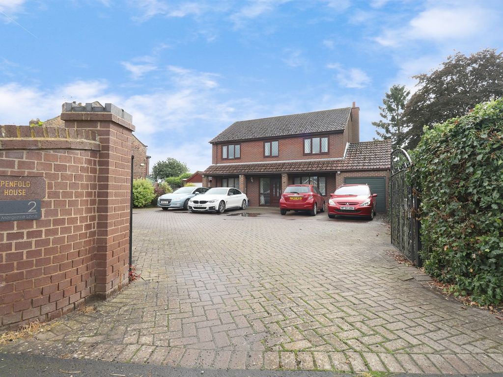 4 bed detached house for sale in Margrave Lane, Garthorpe, Scunthorpe DN17, £325,000
