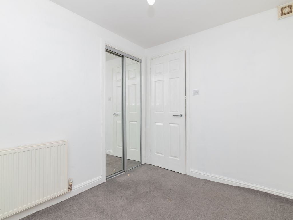 2 bed flat for sale in John Street, Larkhall, South Lanarkshire ML9, £60,000