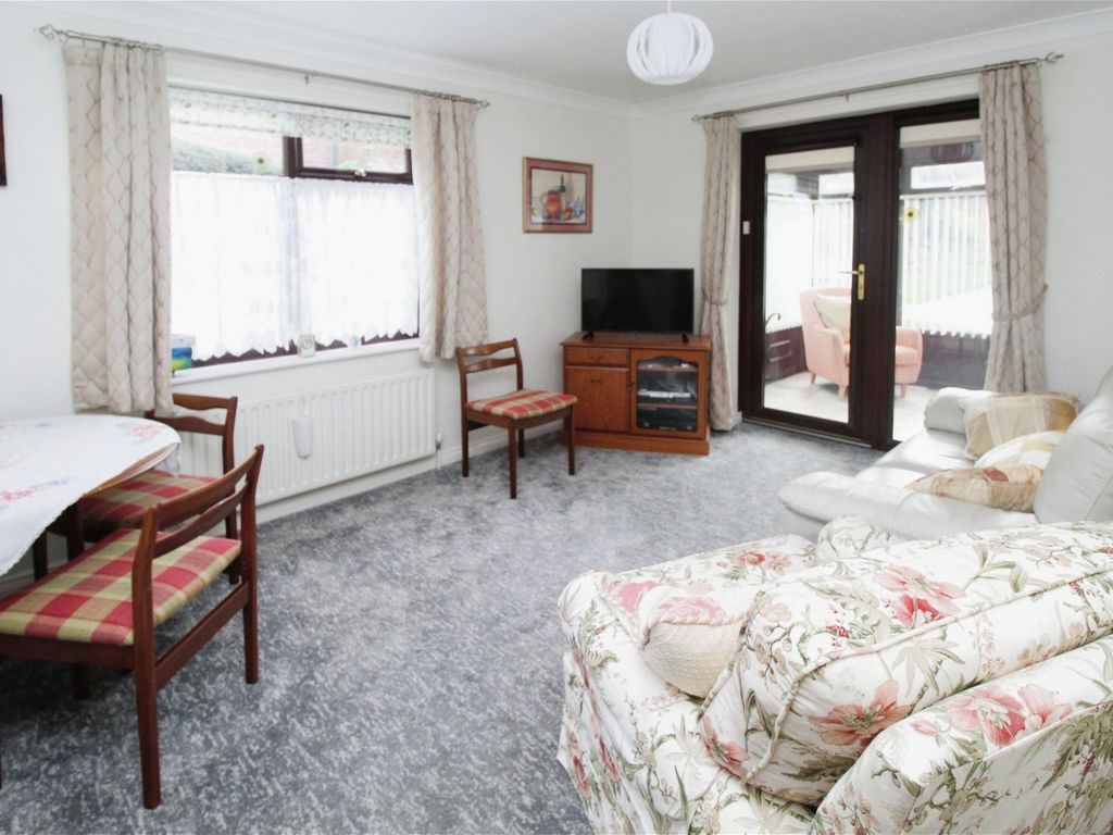2 bed flat for sale in Birches Nook, Stocksfield NE43, £115,000
