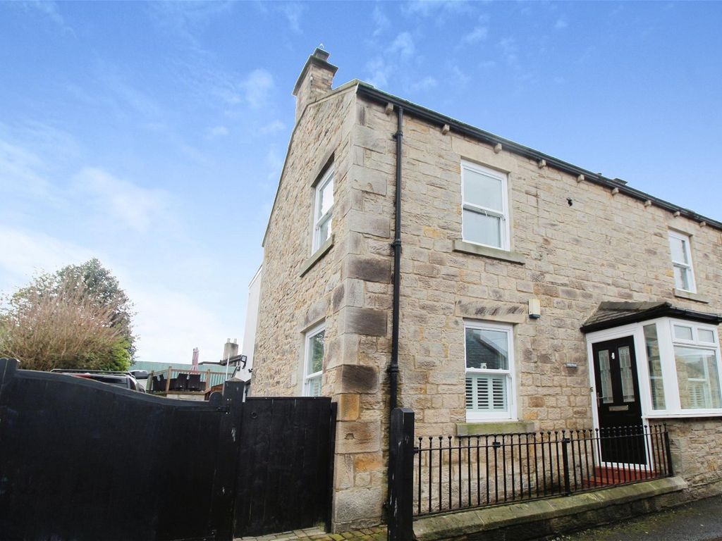 3 bed detached house for sale in Bank Top, Crawcrook, Ryton NE40, £325,000