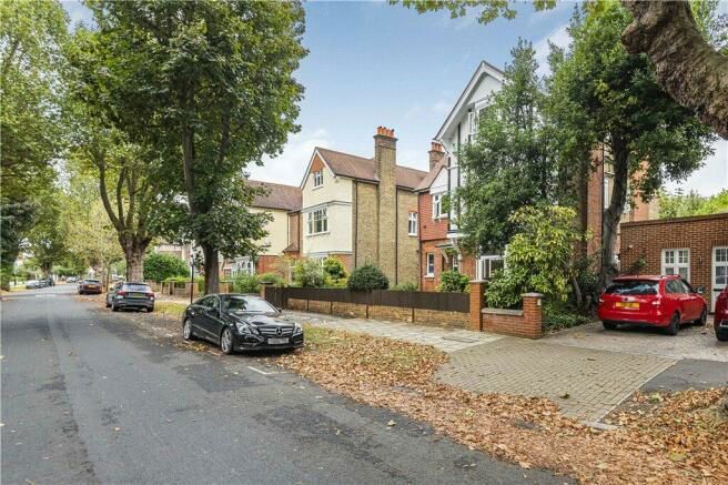 1 bed flat for sale in Spencer Road, London W4, £225,000