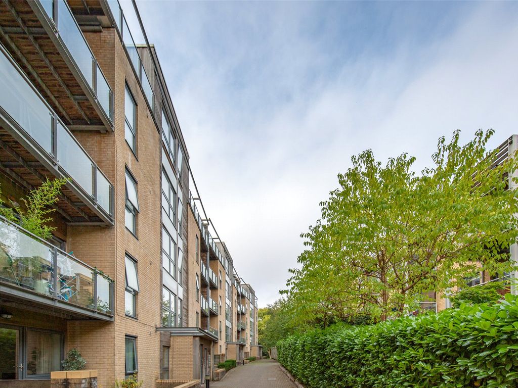 1 bed flat for sale in Chapter Walk, Bristol BS6, £285,000