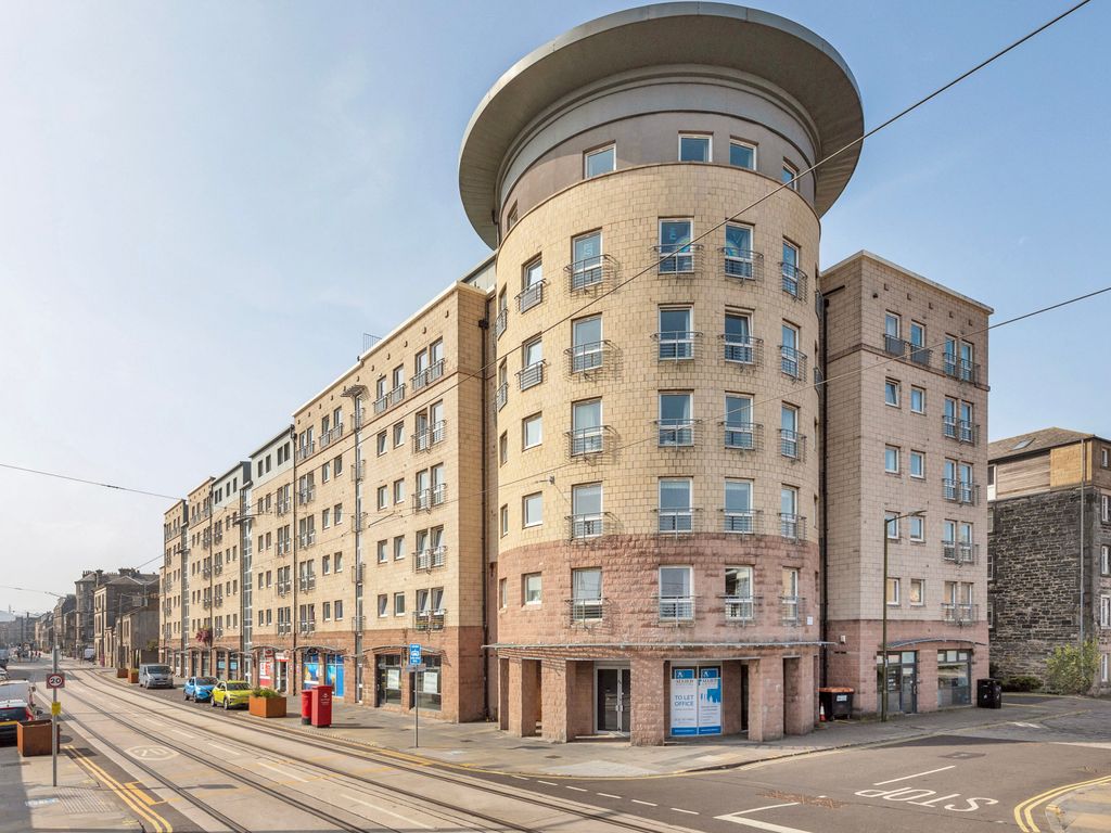 2 bed flat for sale in 4/11 Constitution Street, Leith EH6, £280,000