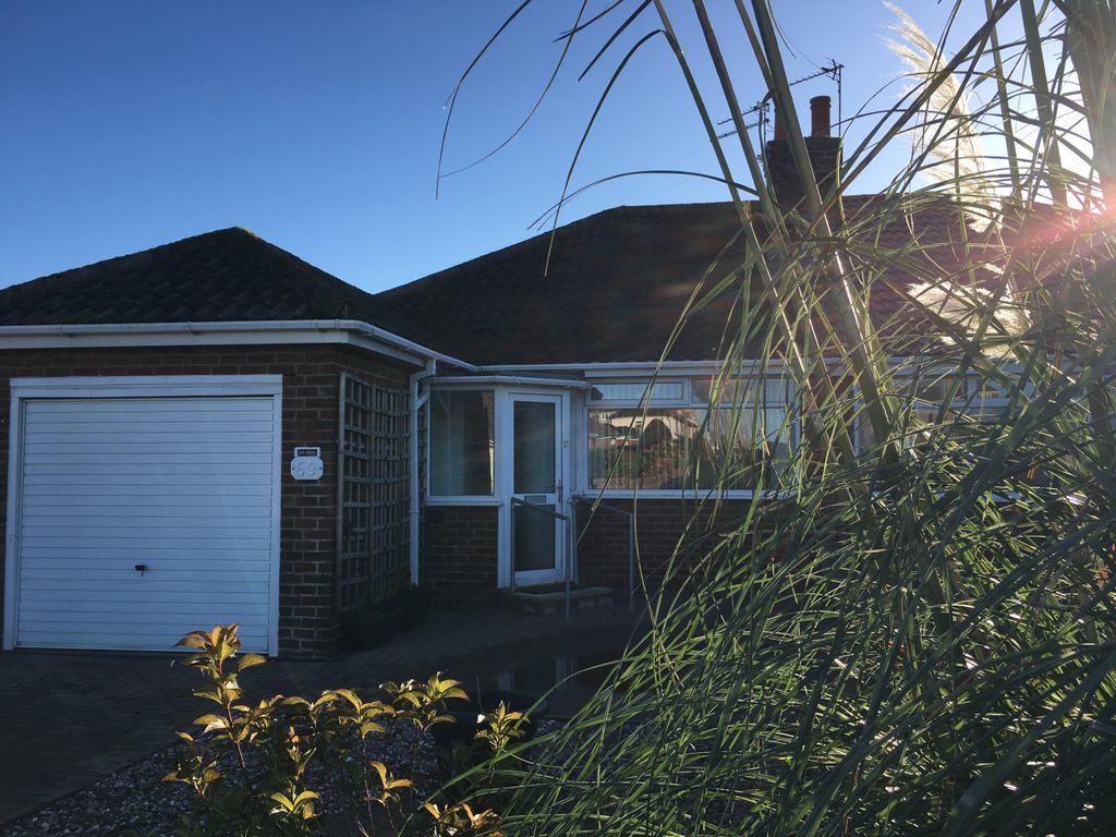 2 bed bungalow for sale in Quail Holme Road, Knott End On Sea FY6, £165,000