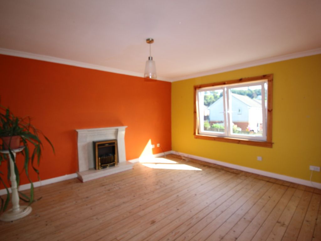 2 bed flat for sale in Mains Meadow, Lockerbie DG11, £80,000