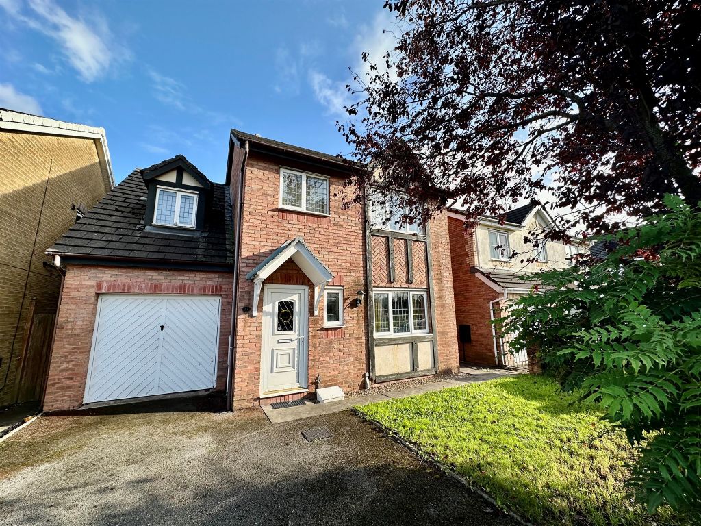 4 bed detached house for sale in Treseder Way, Ely, Cardiff CF5, £325,000