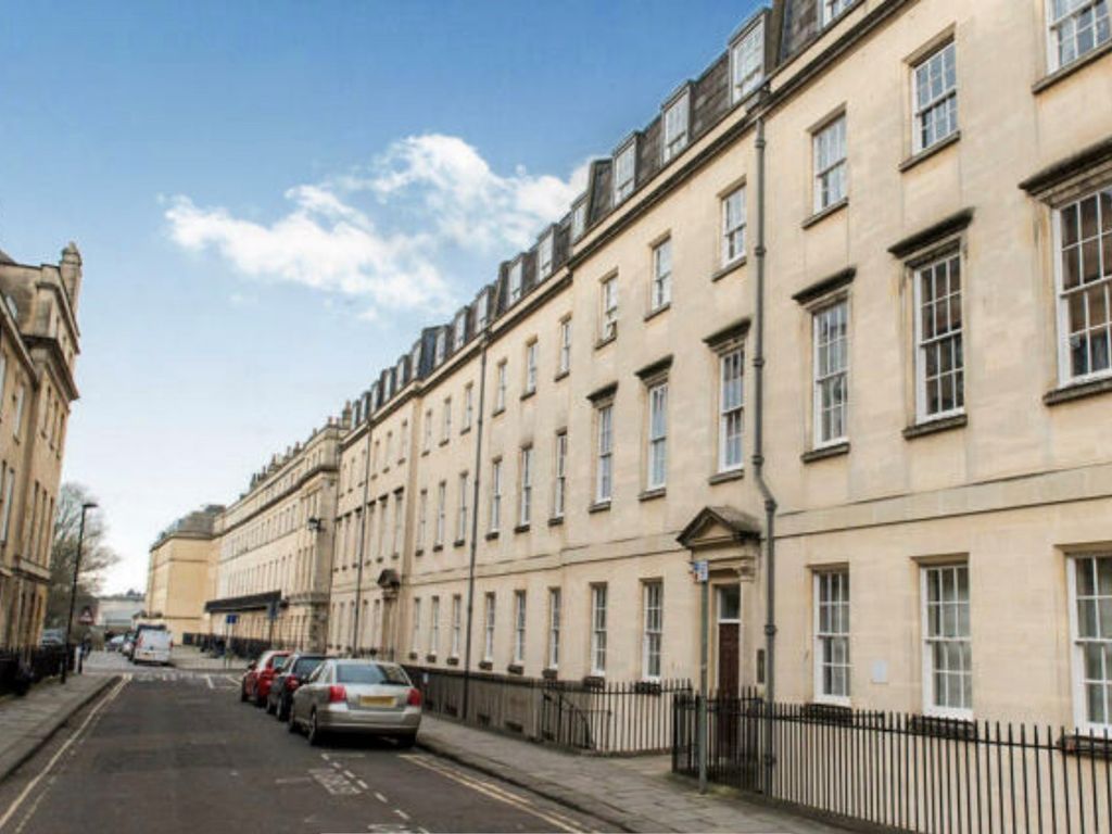 1 bed flat for sale in Great Stanhope Street, Bath BA1, £220,000