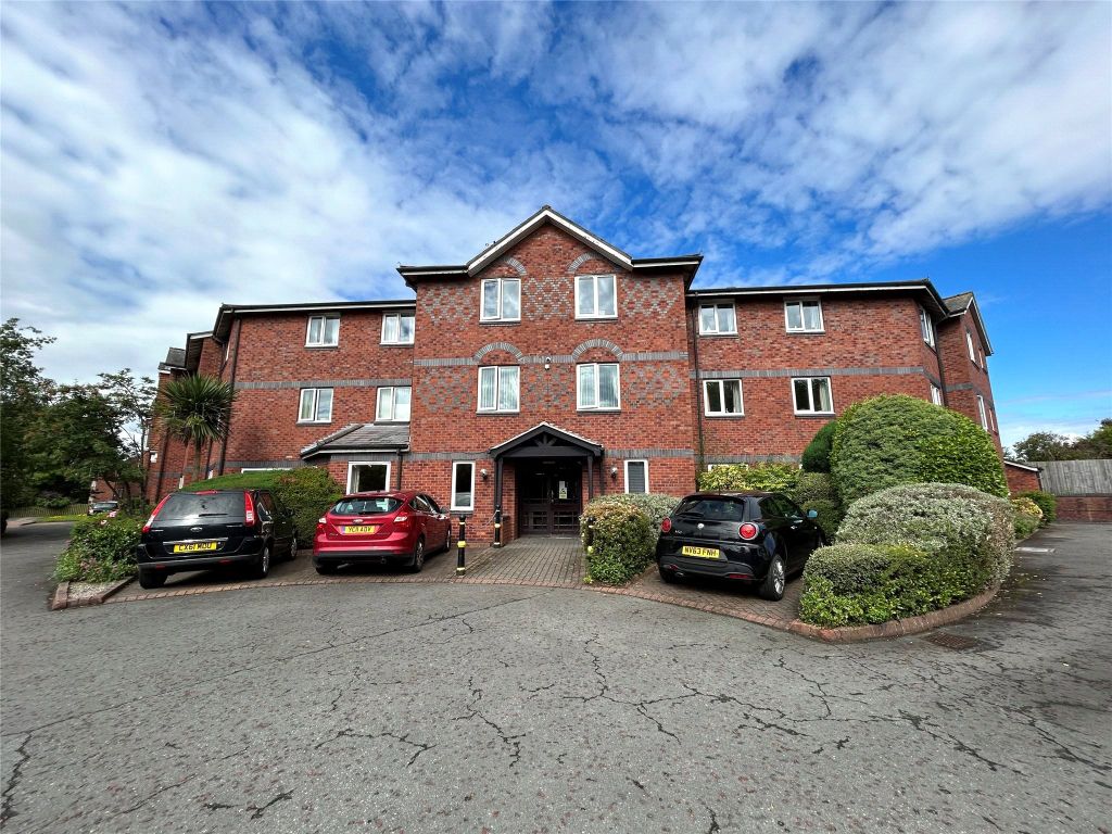 2 bed flat for sale in Hinderton Road, Neston, Cheshire CH64, £95,000