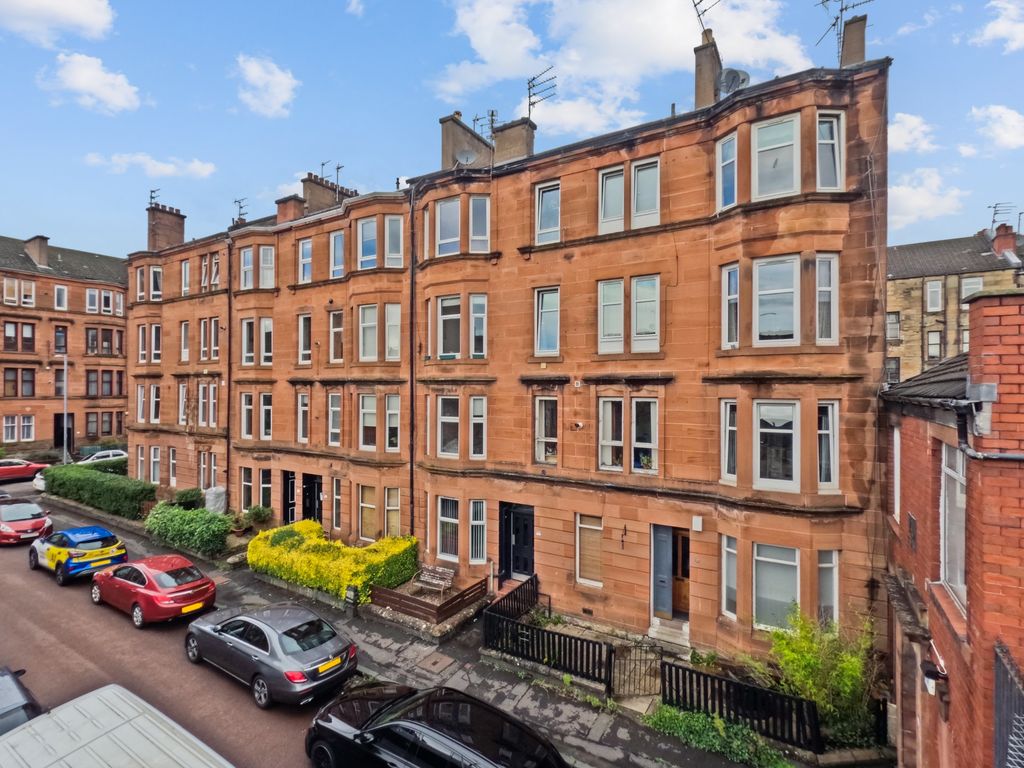1 bed flat for sale in Ardery Street, Partick, Glasgow G11, £109,000