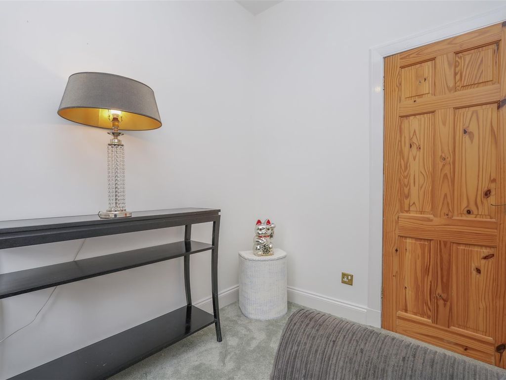 2 bed flat for sale in Crawford Street, Motherwell ML1, £95,000