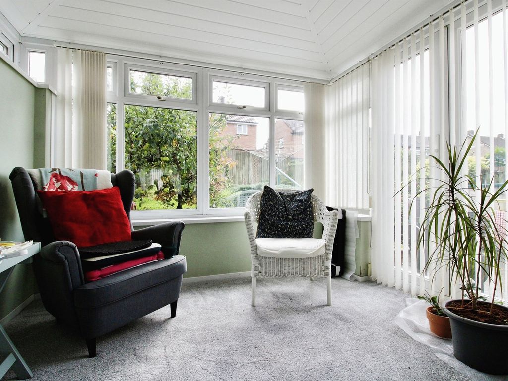 2 bed semi-detached house for sale in Llanrumney Avenue, Llanrumney, Cardiff CF3, £195,000