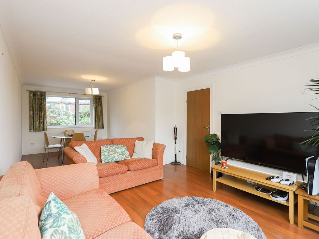 3 bed terraced house for sale in Toftwood Road, Sheffield S10, £325,000