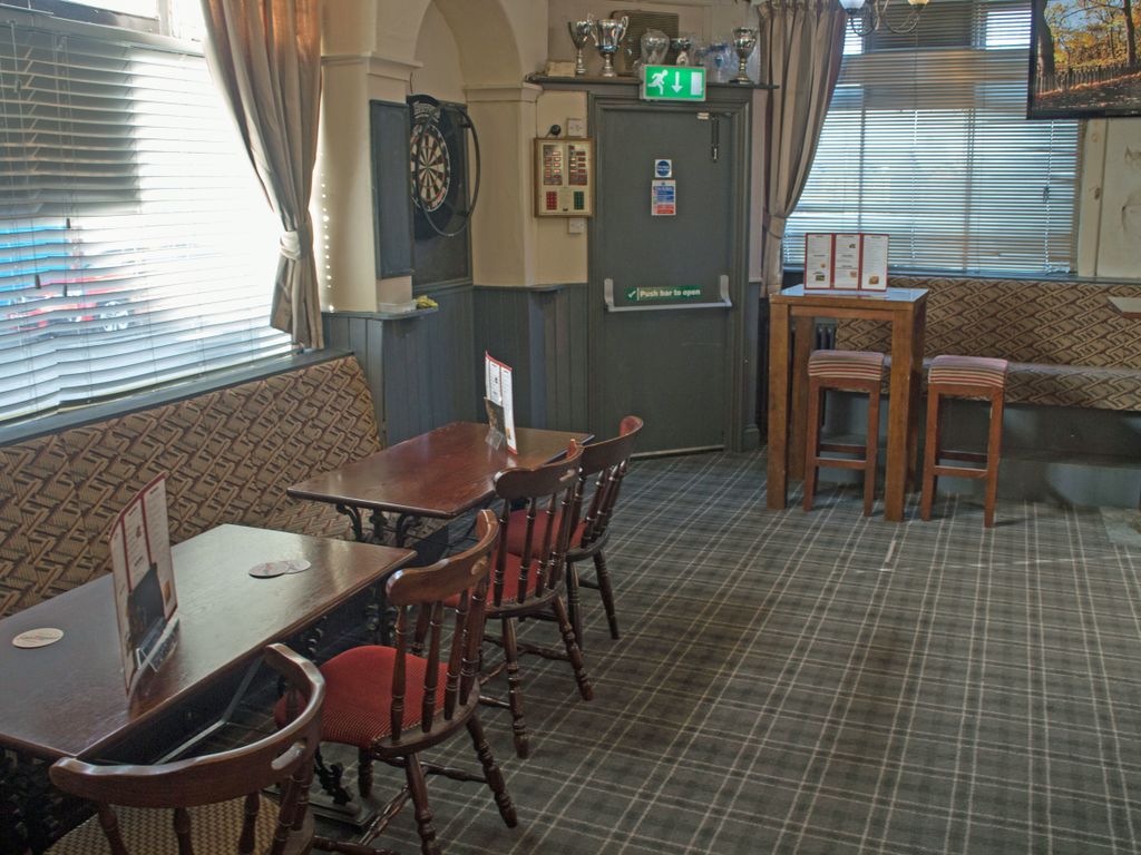 Pub/bar for sale in Litherland Road, Bootle L20, £350,000