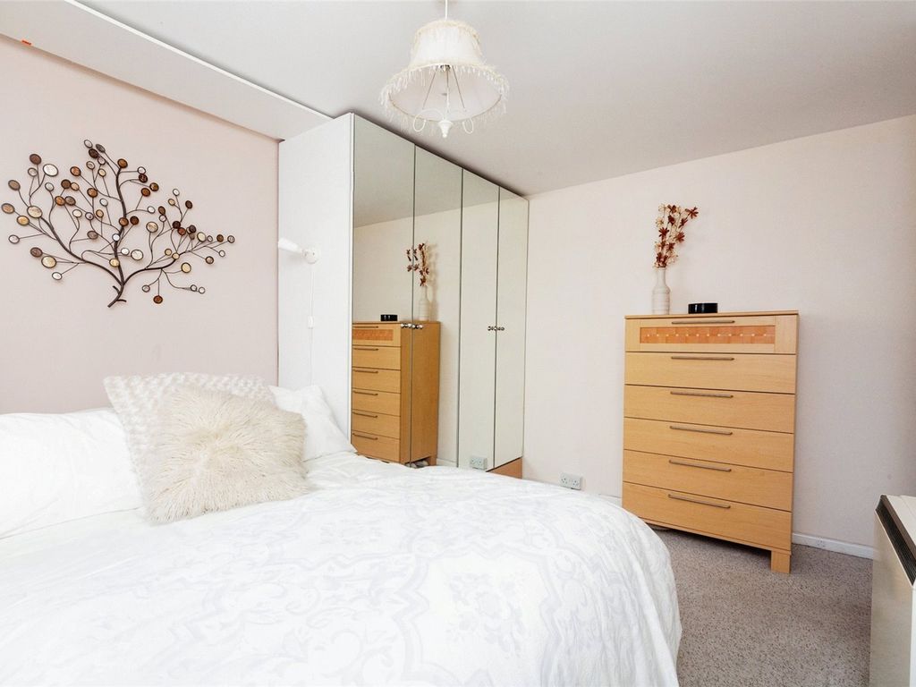 2 bed flat for sale in The Anchorage, Liverpool, Merseyside L3, £175,000