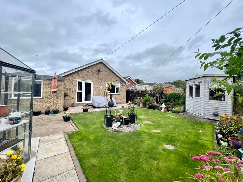 3 bed detached bungalow for sale in Anthony Way, Stallingborough, Grimsby DN41, £250,000