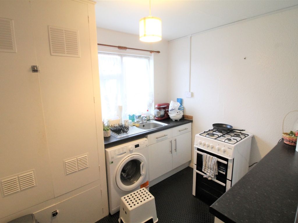 2 bed flat for sale in Colin Way, Ely, Cardiff CF5, £130,000