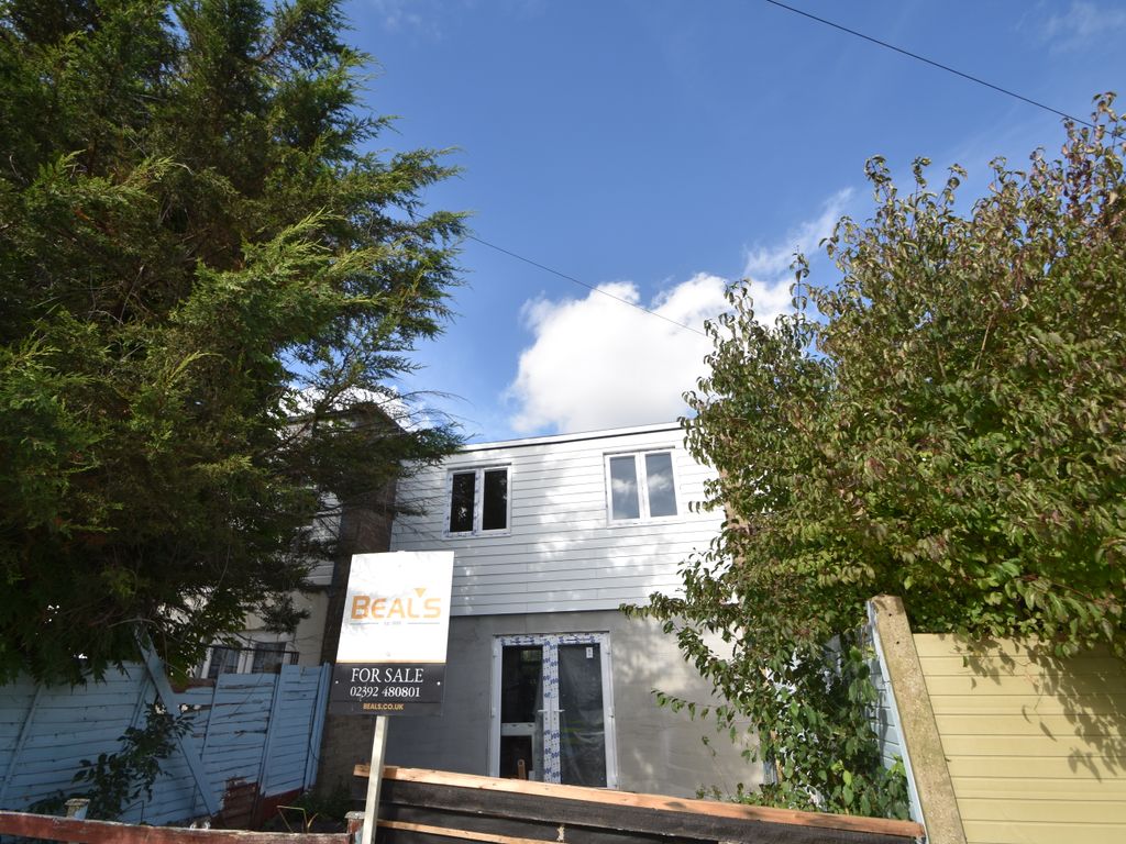 3 bed terraced house for sale in Juniper Square, Havant PO9, £265,000