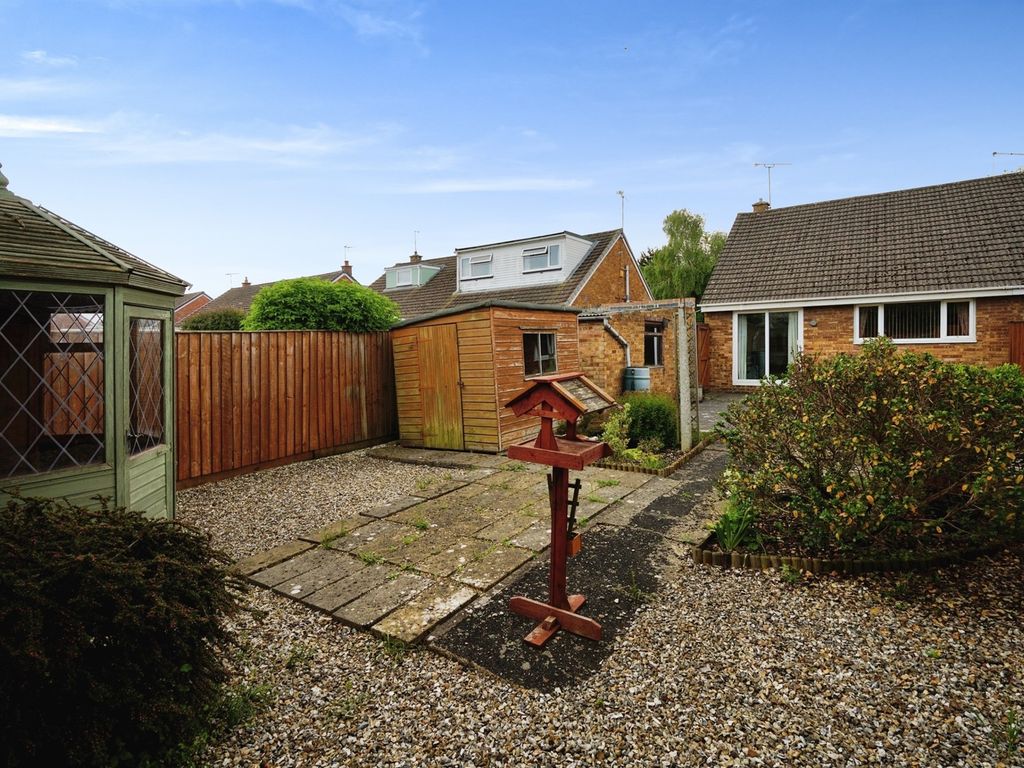 2 bed semi-detached bungalow for sale in Weedon Road, Swindon SN3, £230,000