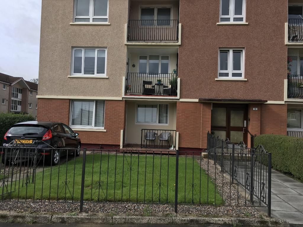 2 bed flat for sale in Lesmuir Drive, Glasgow G14, £99,000