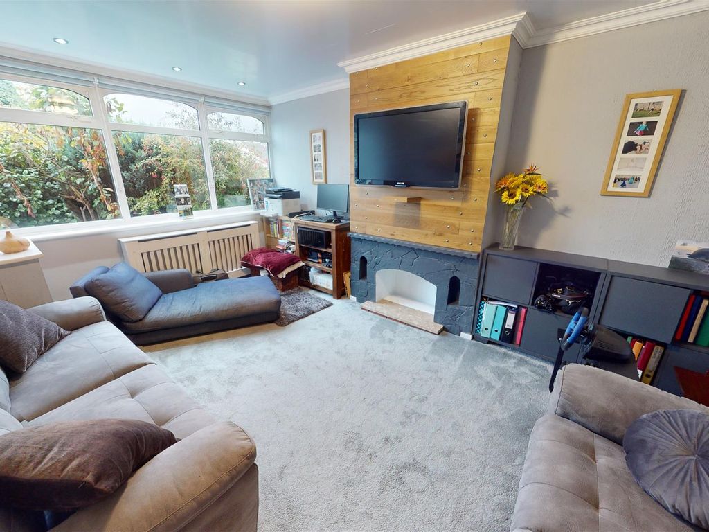 3 bed semi-detached house for sale in Avon Road, Billinge, 7 WN5, £260,000