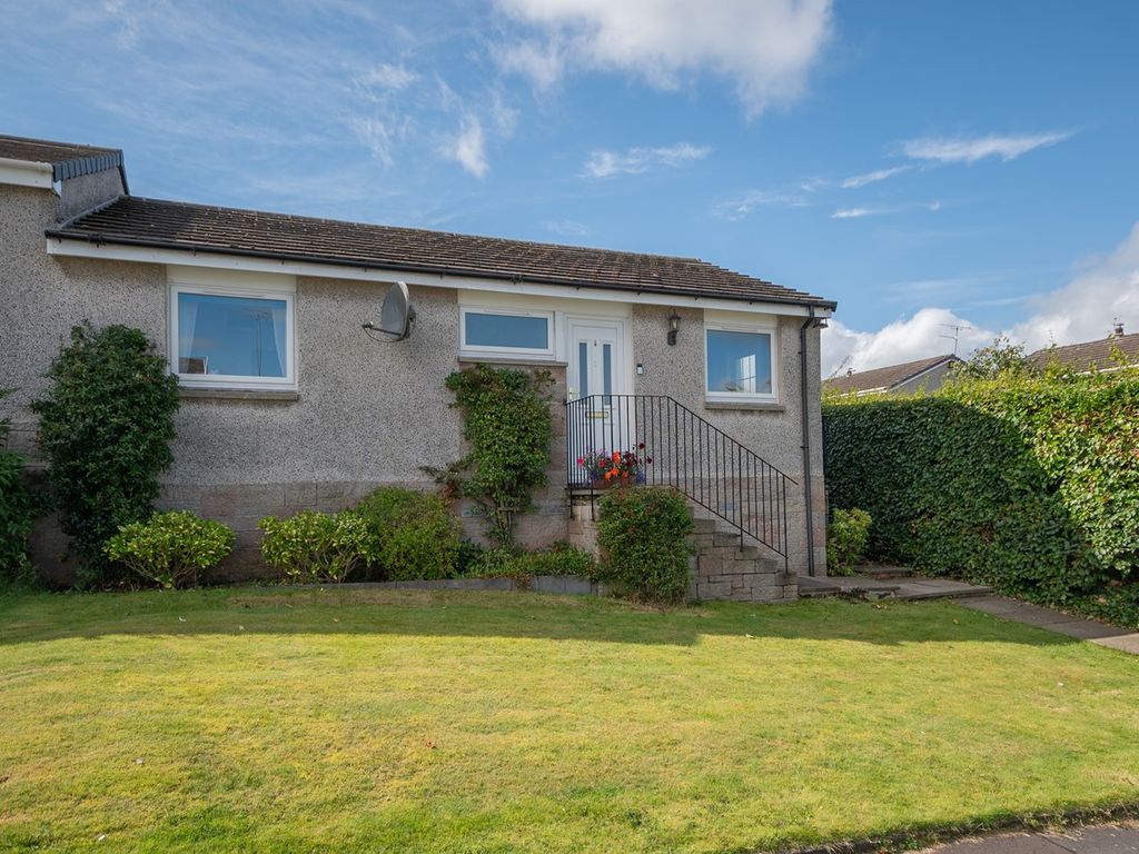 2 bed bungalow for sale in Braemar Avenue, Dunblane FK15, £210,000
