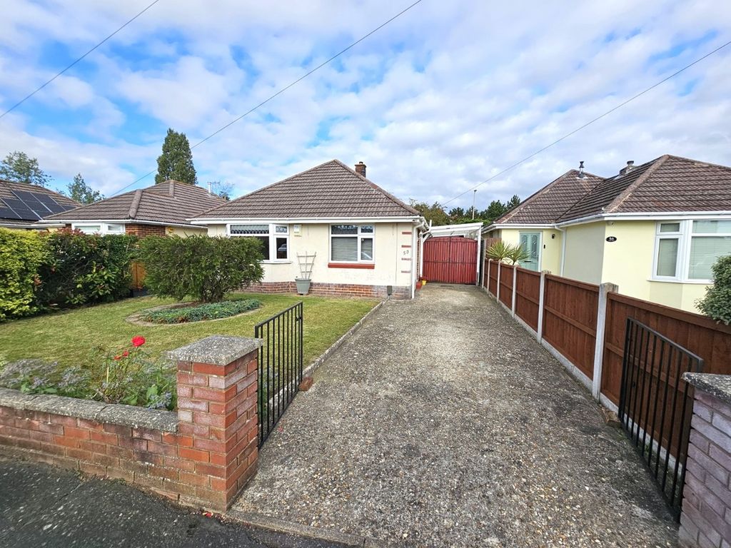 2 bed detached bungalow for sale in Porter Road, Poole BH17, £339,950
