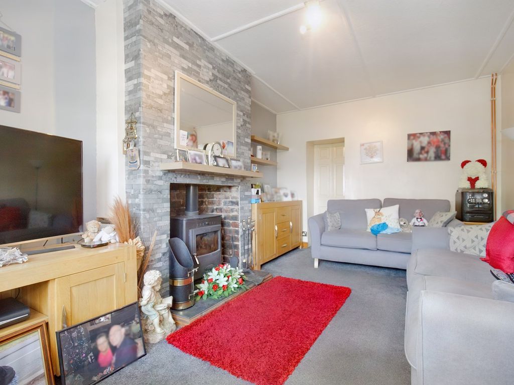 3 bed terraced house for sale in St Hildas Walk, Ampleforth, York YO62, £160,000