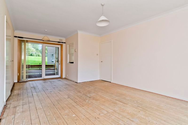 2 bed flat for sale in West Craigs Crescent, Edinburgh EH12, £160,000