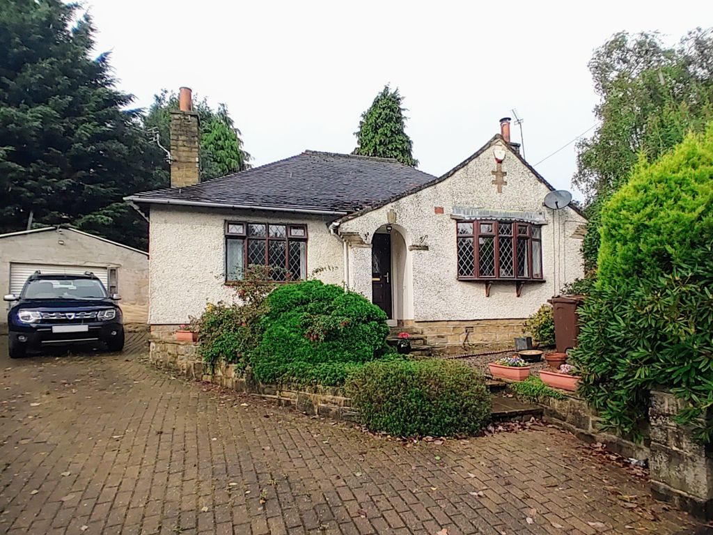 2 bed detached bungalow for sale in Marley Close, Bradford BD8, £185,000