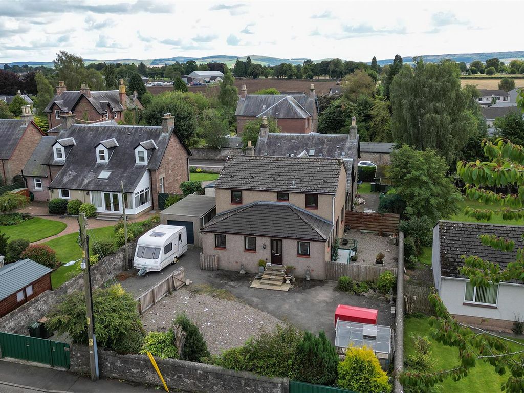 5 bed property for sale in St. Ninians Road, Alyth, Blairgowrie PH11, £199,950