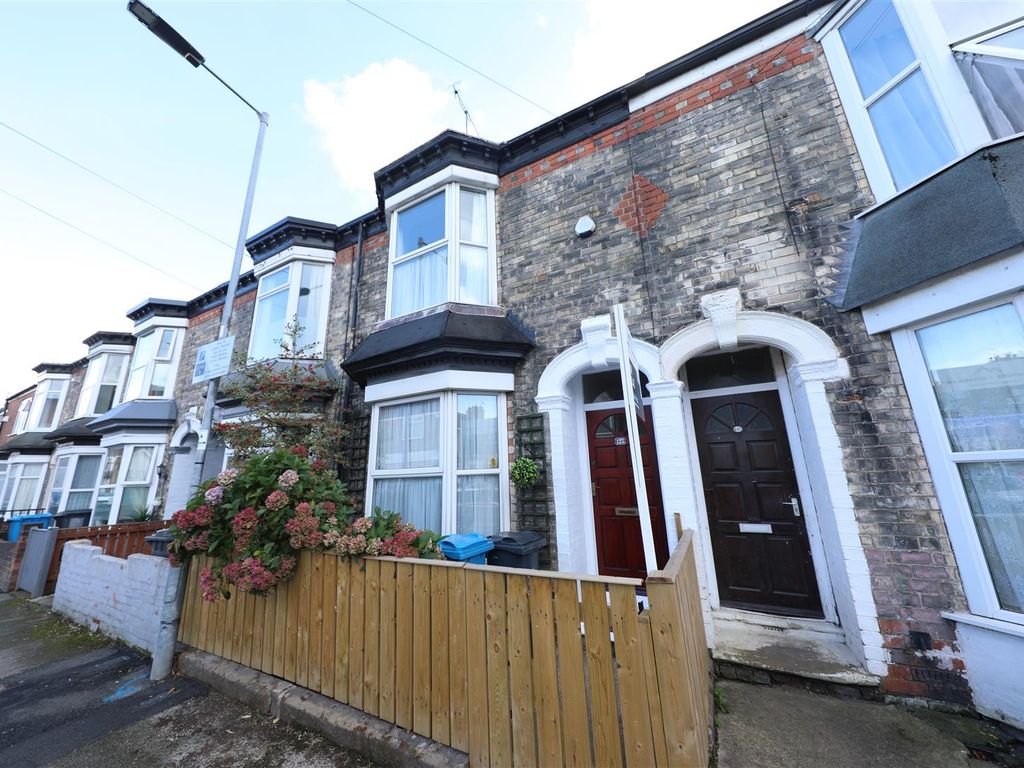 3 bed property for sale in Newstead Street, Hull HU5, £130,000