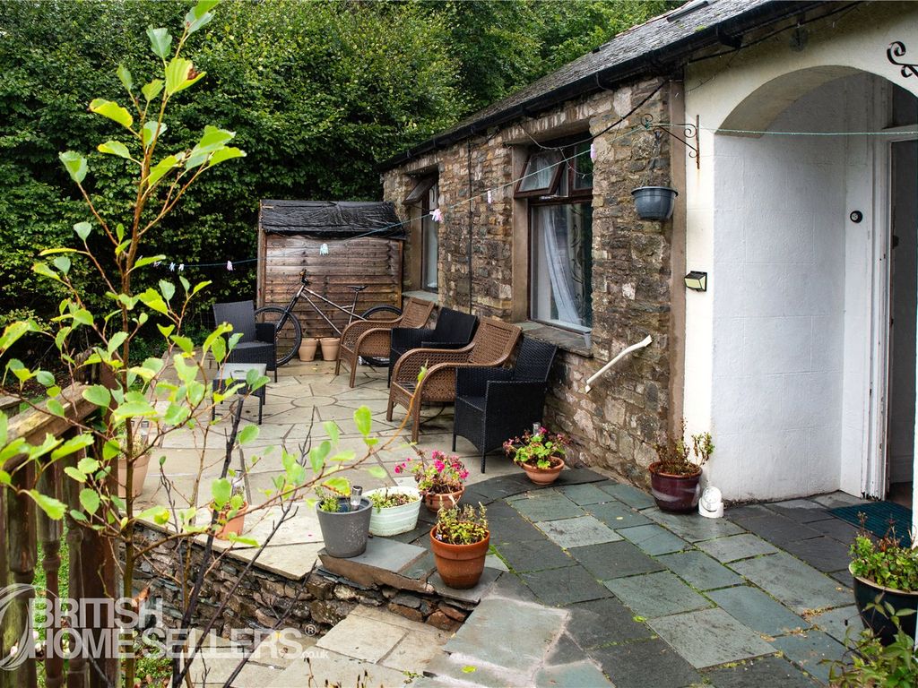 3 bed semi-detached house for sale in Gilthwaiterigg Lane, Kendal, Cumbria LA9, £200,000