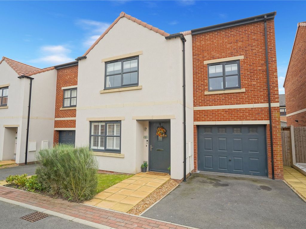 3 bed detached house for sale in Colliery Court, Maltby, Rotherham, South Yorkshire S66, £230,000
