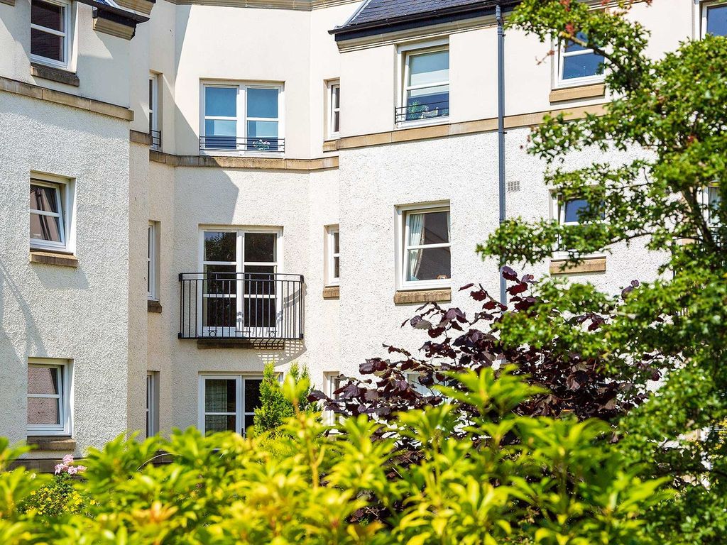 1 bed flat for sale in Kinloch View, Linlithgow EH49, £165,000
