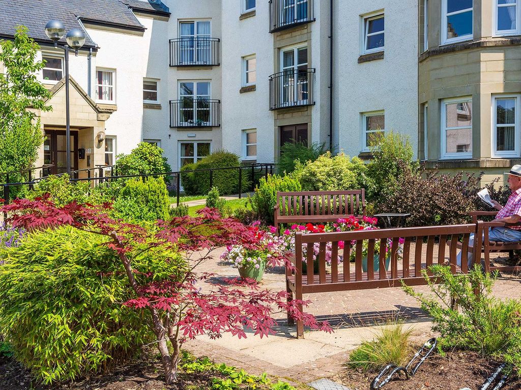 1 bed flat for sale in Kinloch View, Linlithgow EH49, £165,000
