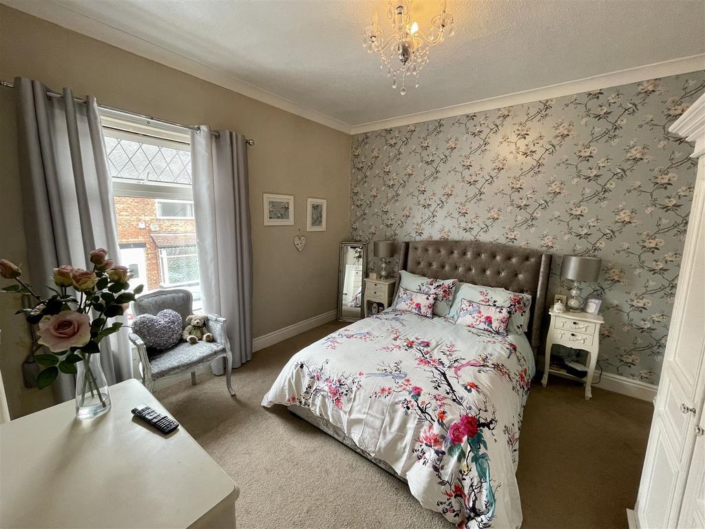 2 bed terraced house for sale in Craig Street, Darlington DL3, £85,000