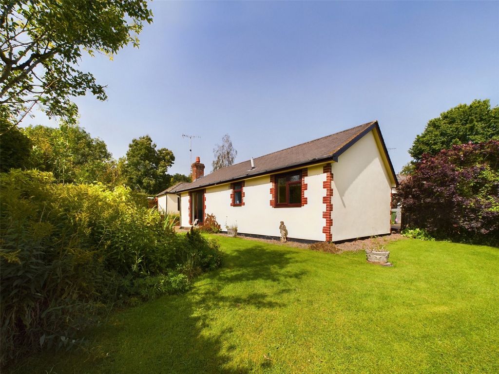 2 bed bungalow for sale in The Maltings, Black Torrington, Beaworthy EX21, £275,000