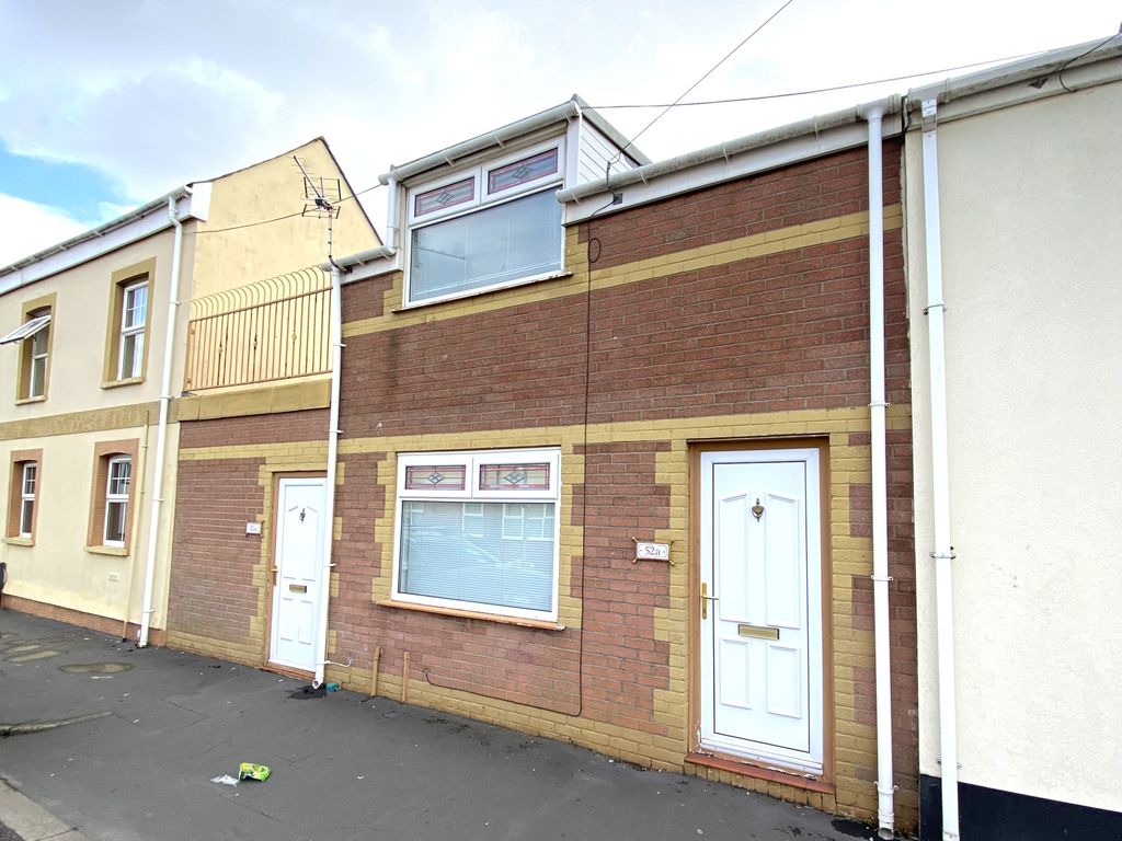 1 bed terraced house for sale in Holmesdale Street, Cardiff CF11, £160,000