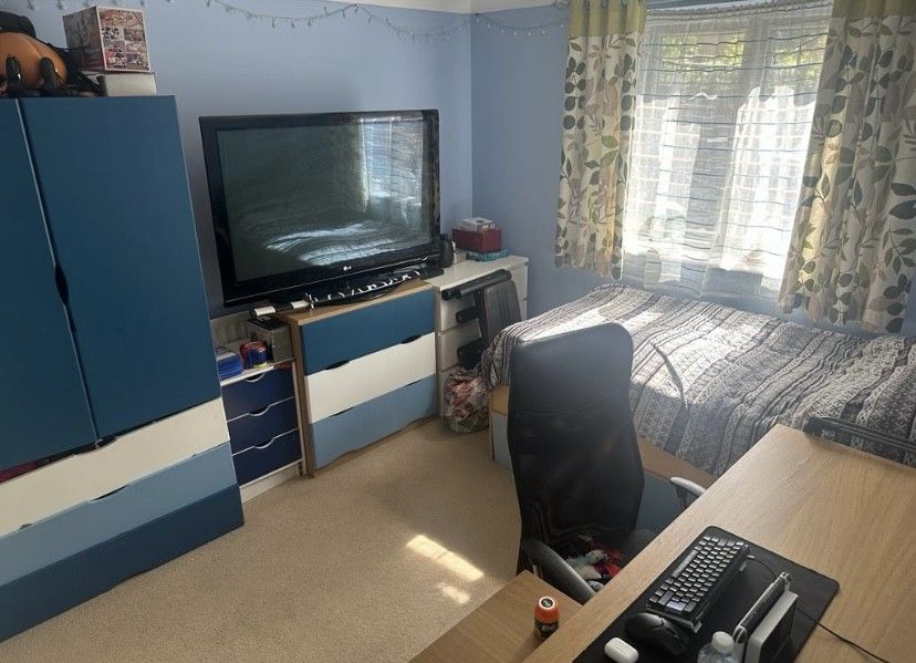 1 bed flat for sale in Owen Close, Northolt UB5, £189,000