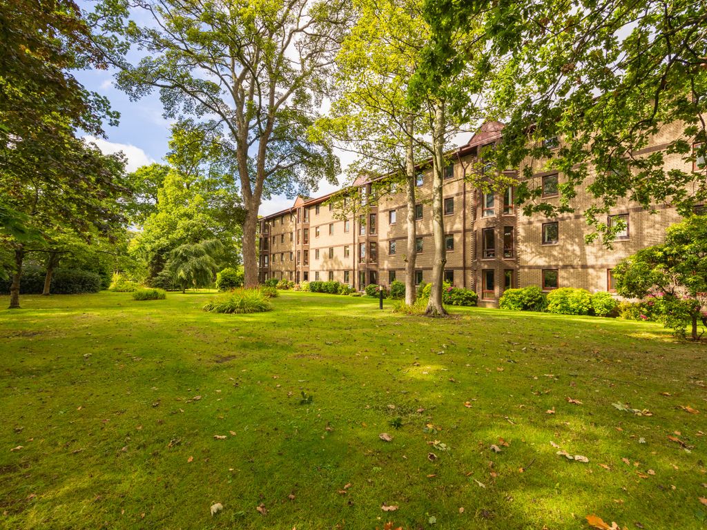 2 bed flat for sale in 77/2 Barnton Park View, Edinburgh EH4, £200,000