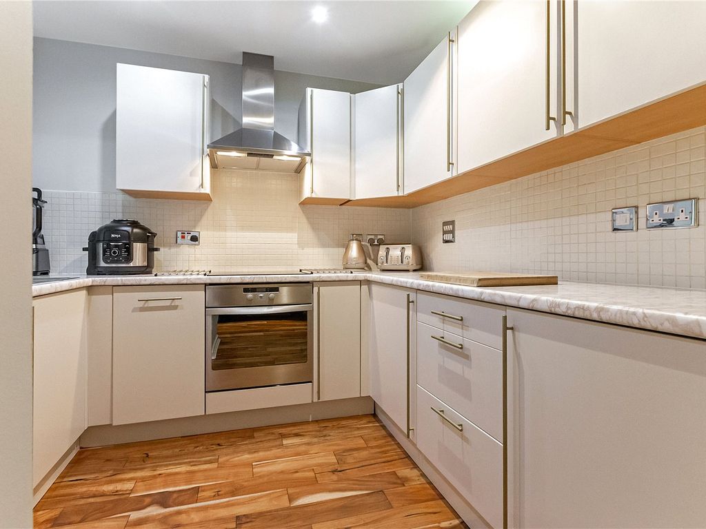 2 bed flat for sale in Bothwell Street, Glasgow G2, £320,000