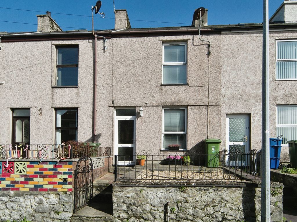 2 bed terraced house for sale in Assheton Terrace, Caernarfon, Gwynedd LL55, £140,000