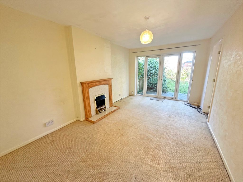 3 bed semi-detached house for sale in Overton Close, Hall Green B28, £270,000