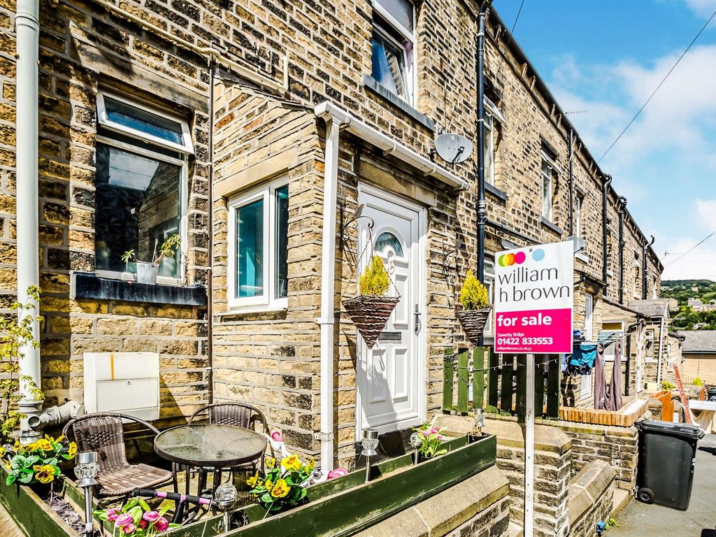 3 bed terraced house for sale in Montague Street, Sowerby Bridge HX6, £130,000