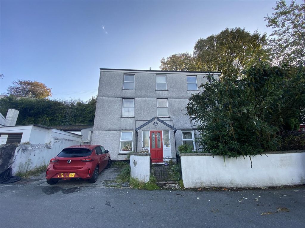 1 bed flat for sale in Trenance Road, St. Austell PL25, £80,000