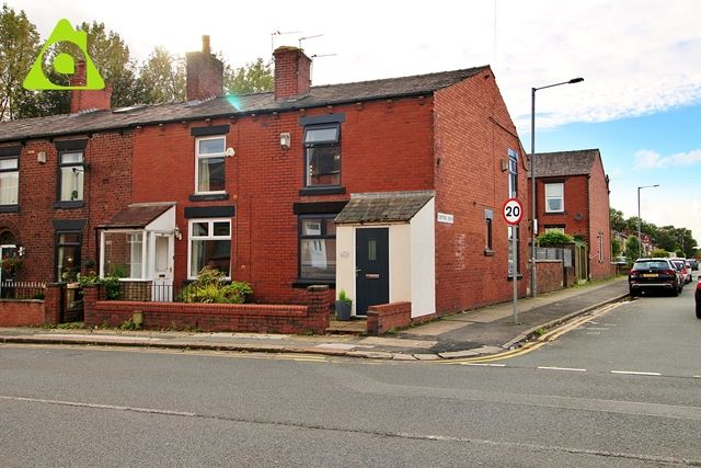 3 bed end terrace house for sale in Bolton Road, Westhoughton BL5, £169,995