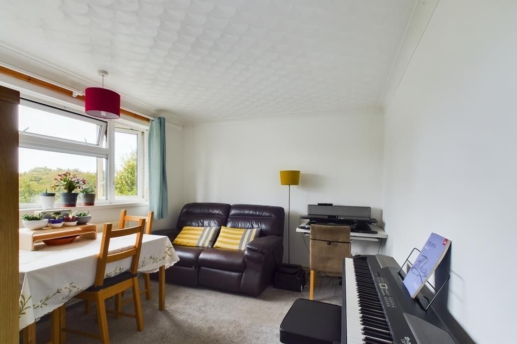 1 bed maisonette for sale in Wavell Road, Southampton SO18, £127,000
