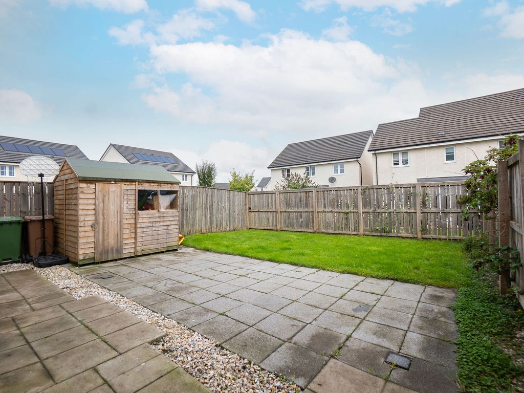 3 bed semi-detached house for sale in Wingate Row, Stirling FK8, £235,000