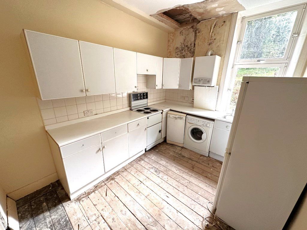 1 bed flat for sale in Glen Avenue, Port Glasgow, Inverclyde PA14, £23,000