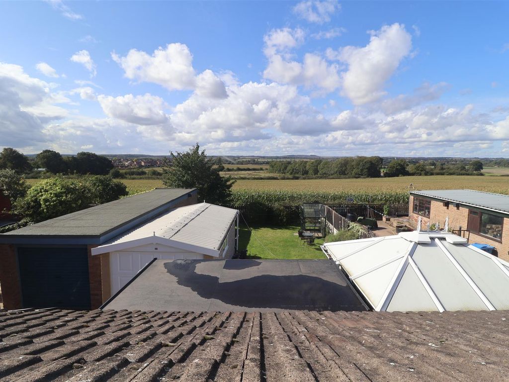 3 bed semi-detached bungalow for sale in Baulk Lane, Harworth, Doncaster DN11, £180,000